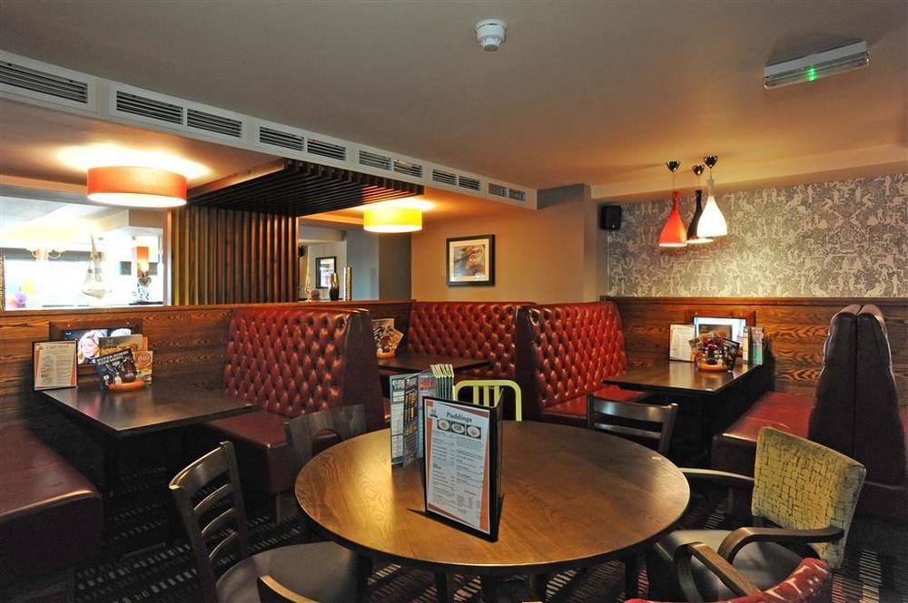 The Titan Otel Clydebank Restoran fotoğraf