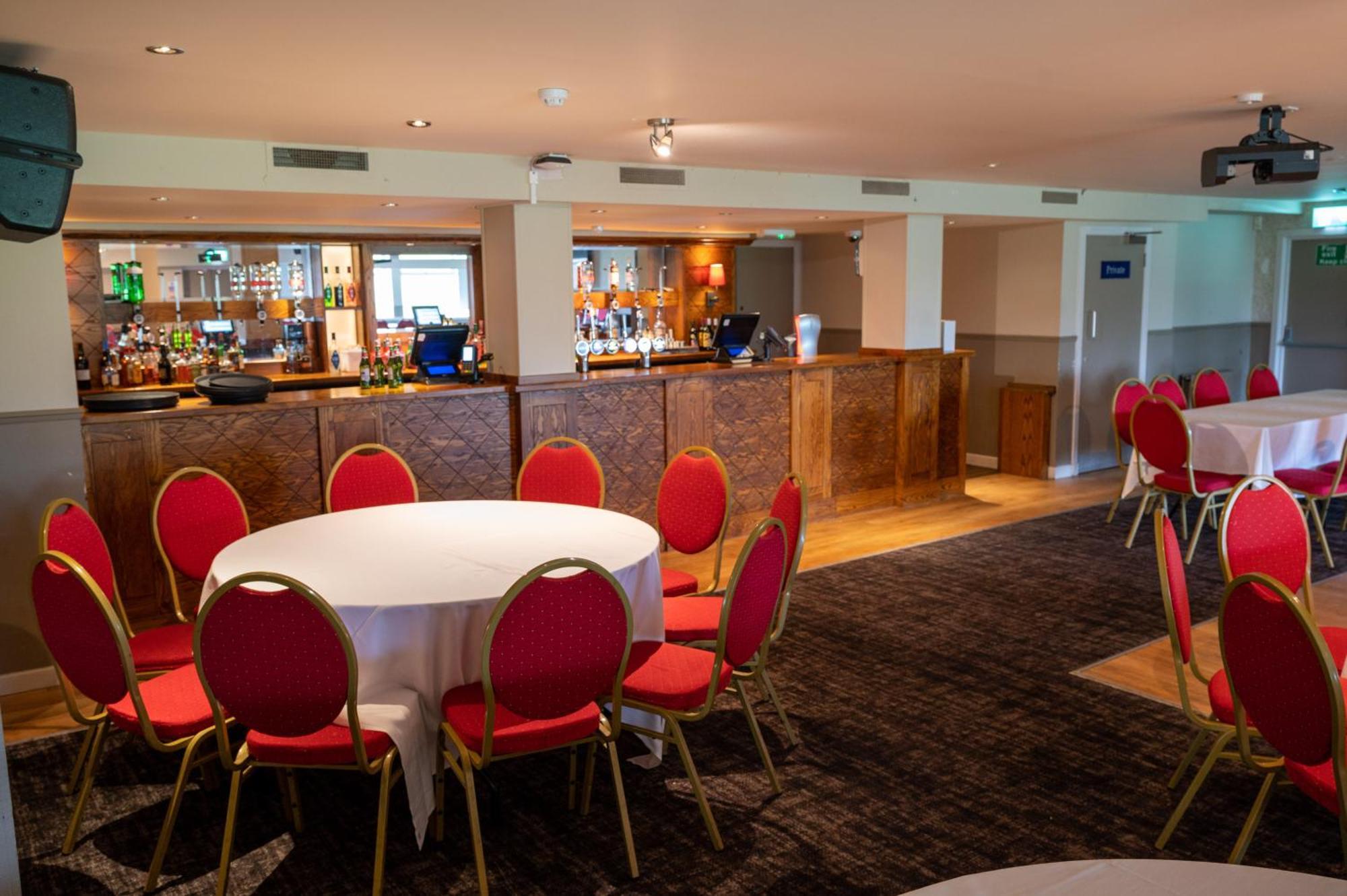 The Titan Otel Clydebank Dış mekan fotoğraf