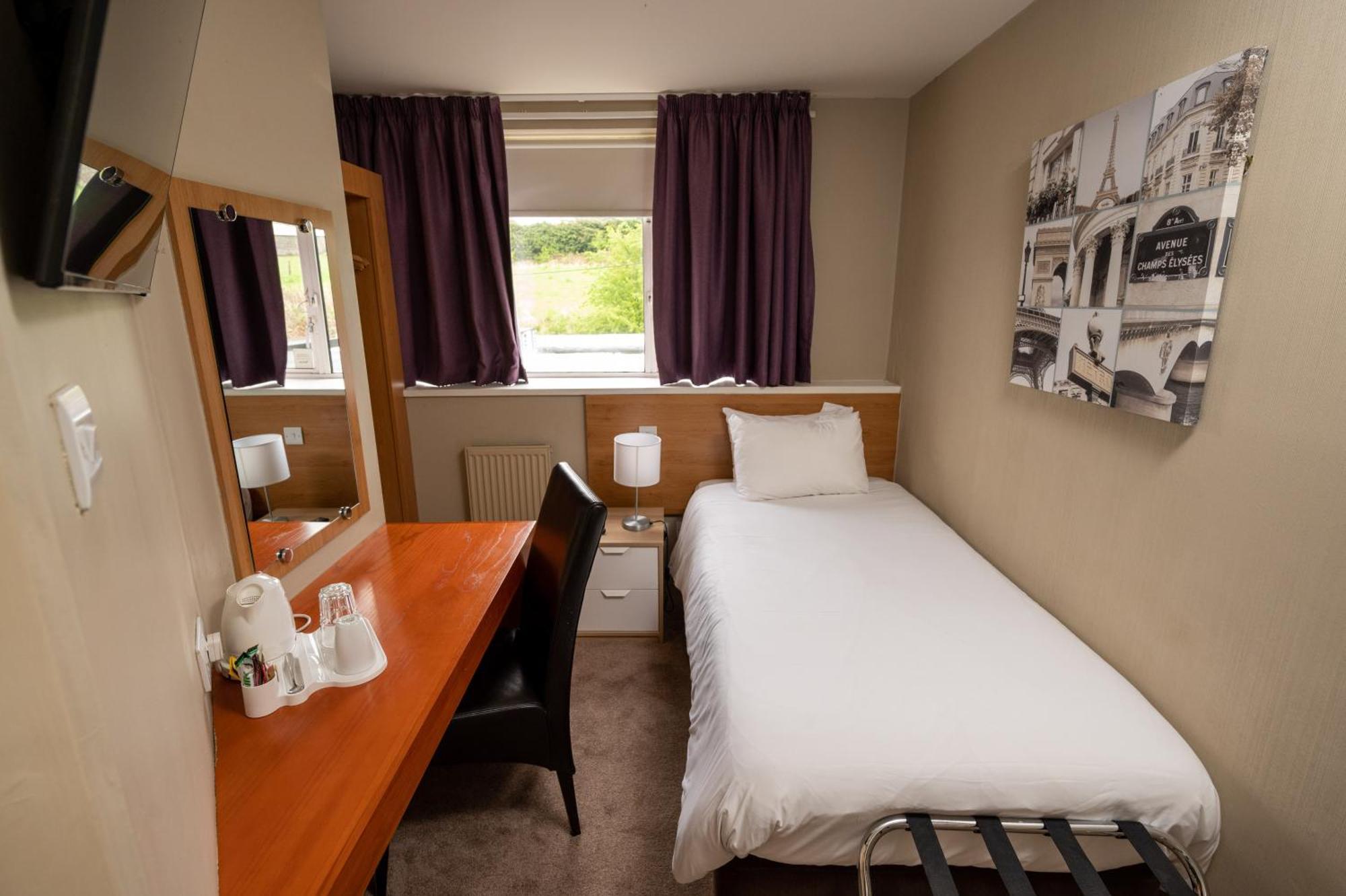 The Titan Otel Clydebank Dış mekan fotoğraf