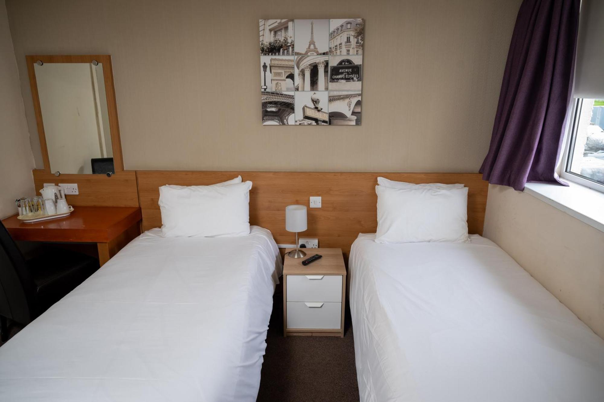 The Titan Otel Clydebank Dış mekan fotoğraf