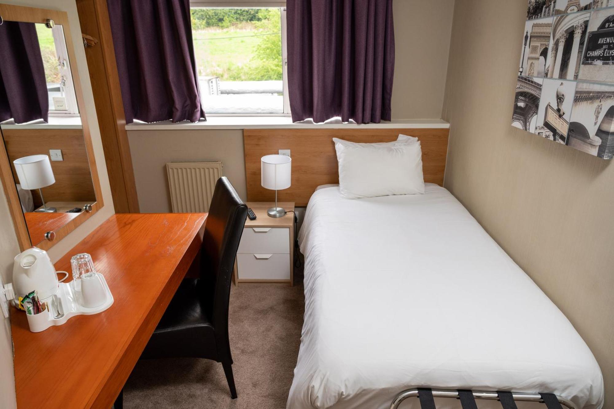 The Titan Otel Clydebank Dış mekan fotoğraf